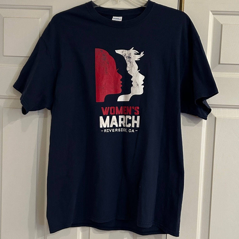 Women's March Graphic T-Shirt Navy Blue XL